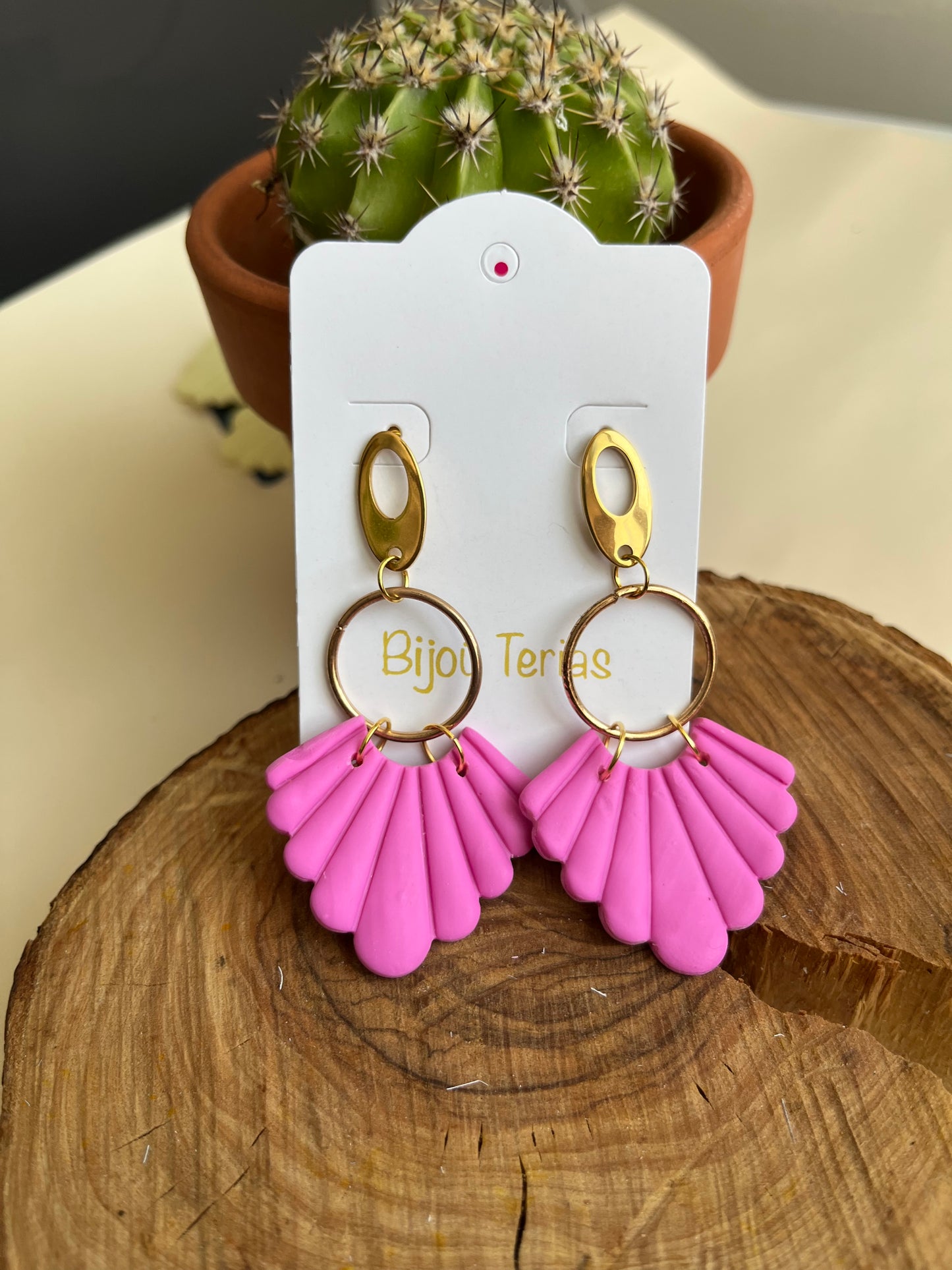 Pendiente Abanico Fucsia