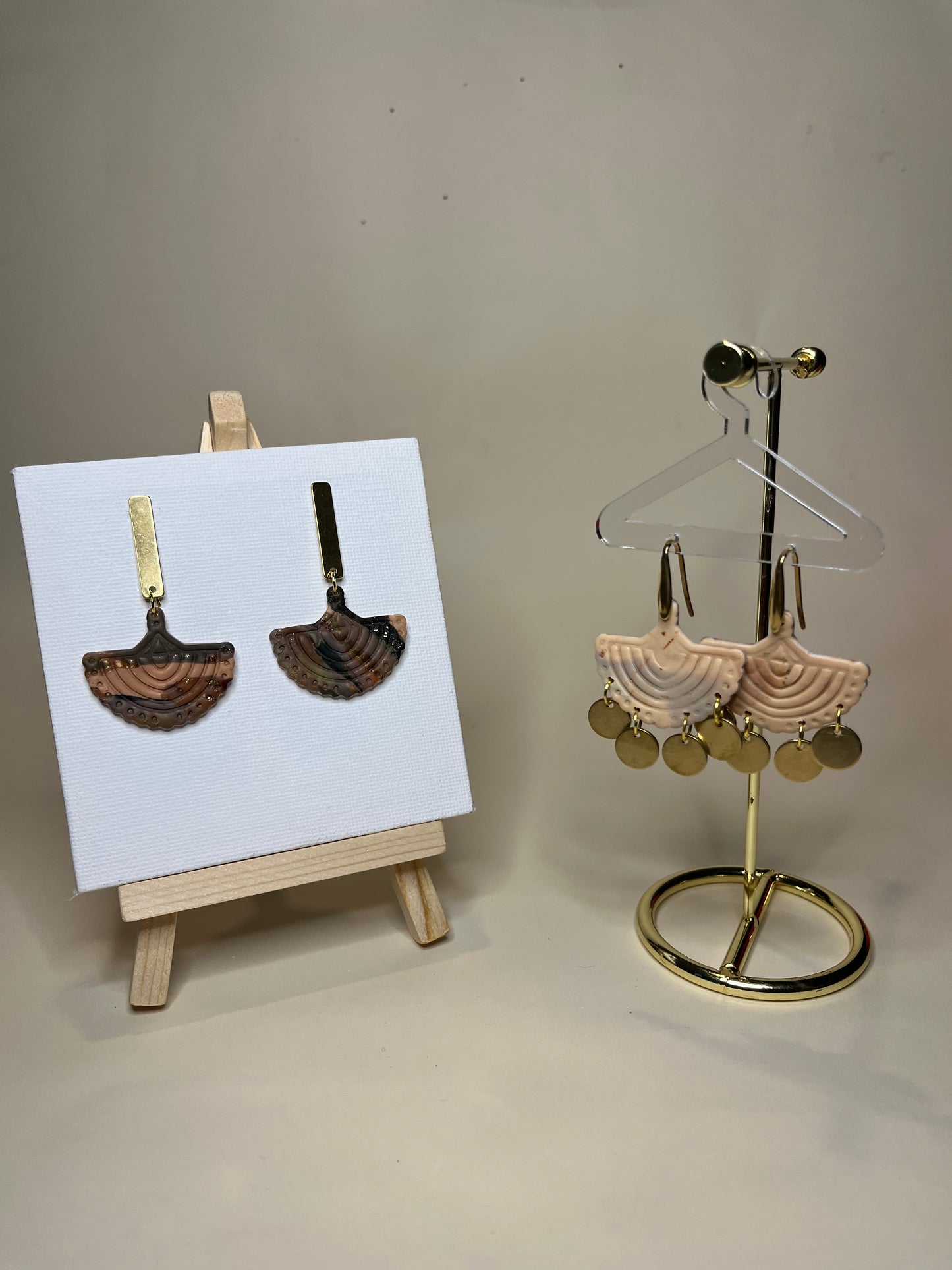 Pendiente Abanico Tierra