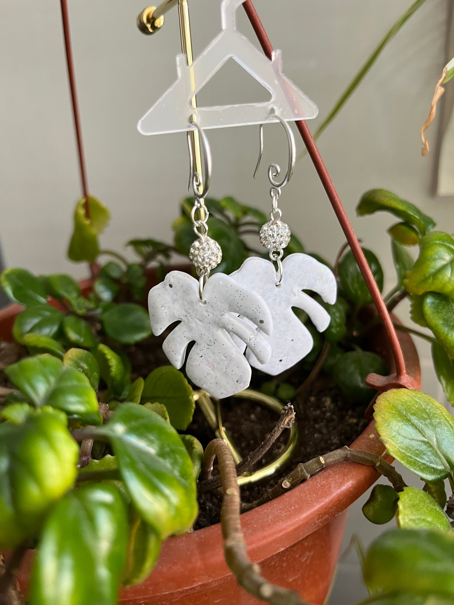 Pendiente Monstera Plateada