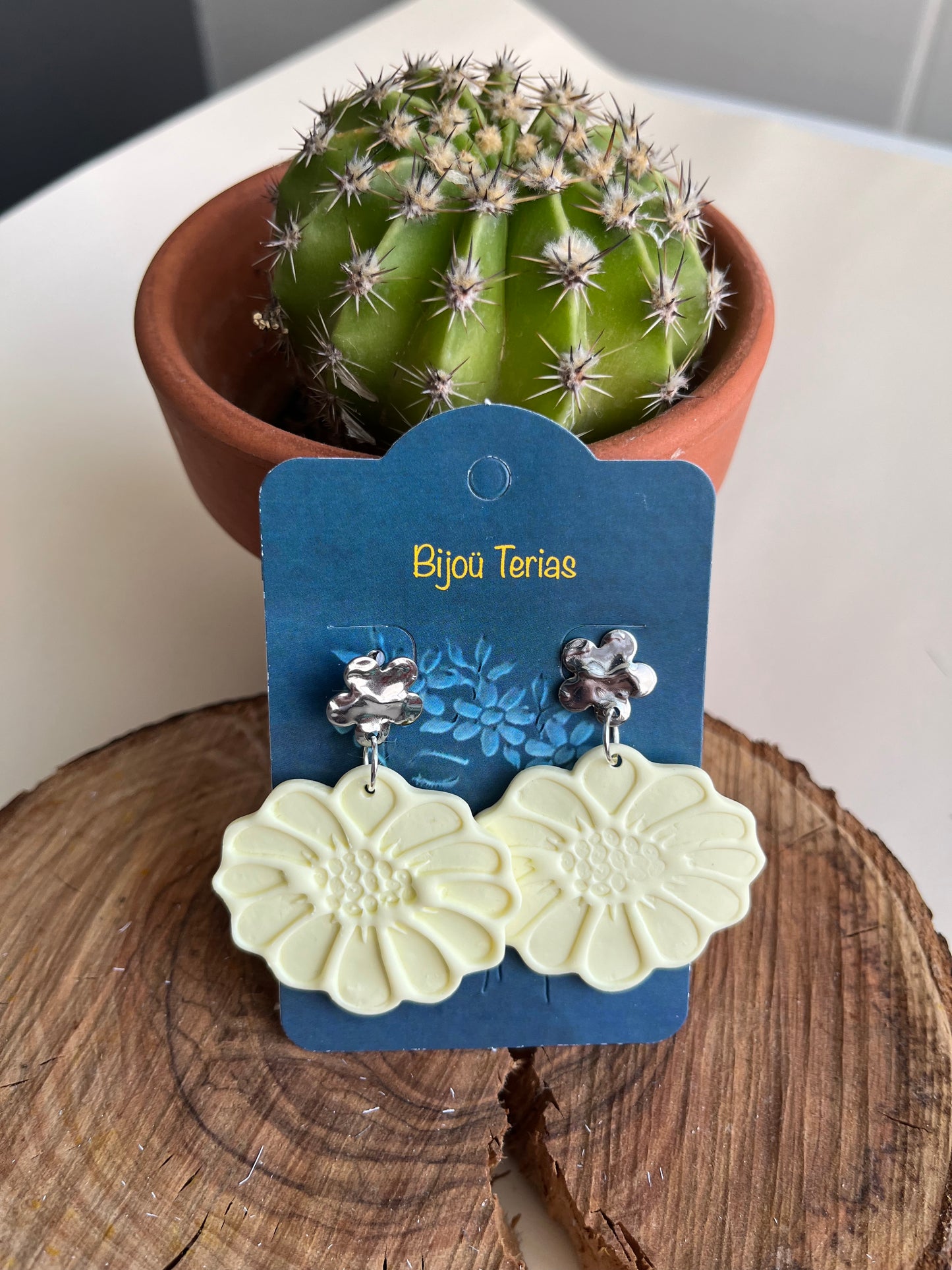 Pendiente Margarita Champán