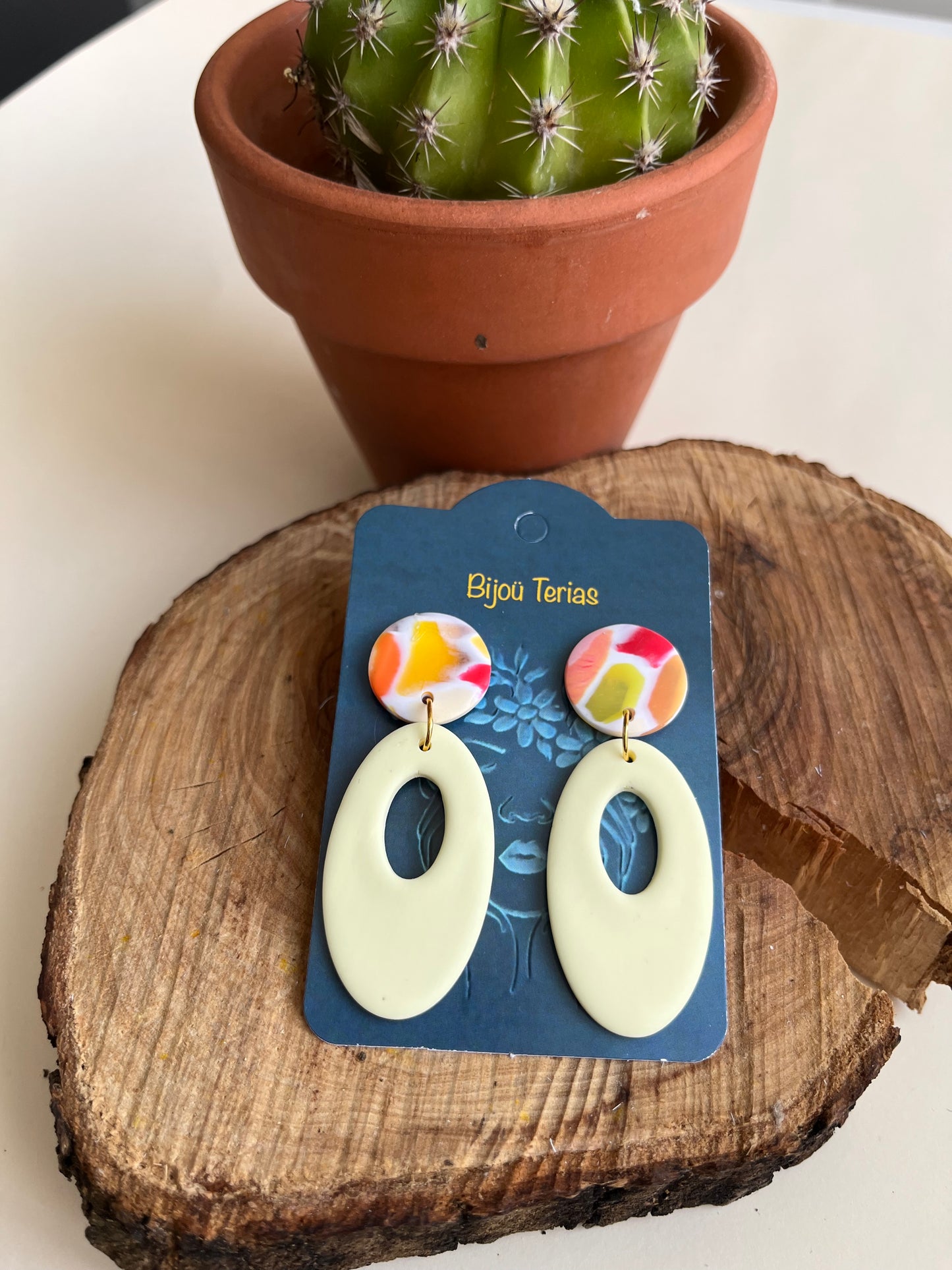 Pendiente Charm Amarillo