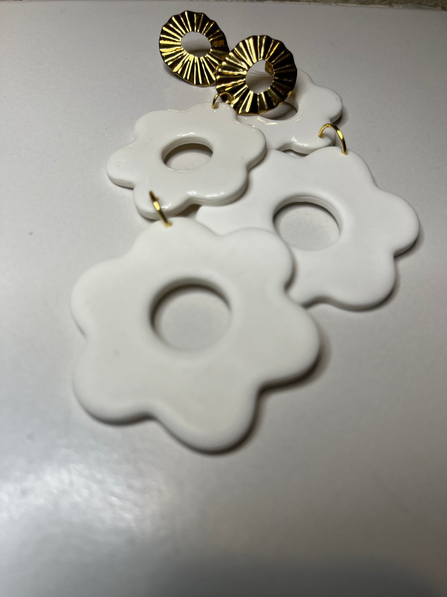 Pendiente Flores Blancas