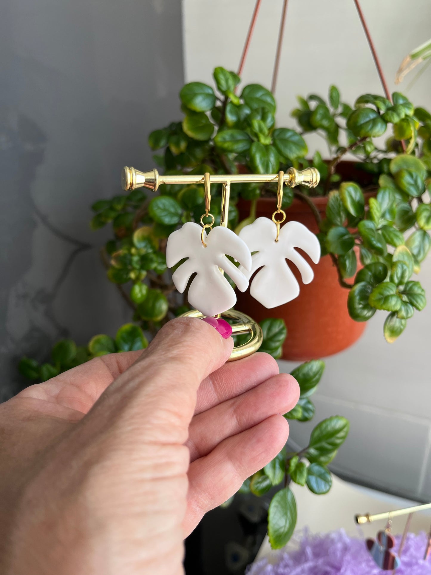Pendientes Monstera Blanca