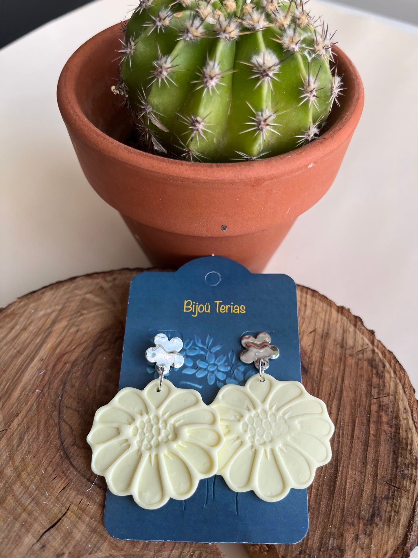 Pendiente Margarita Champán