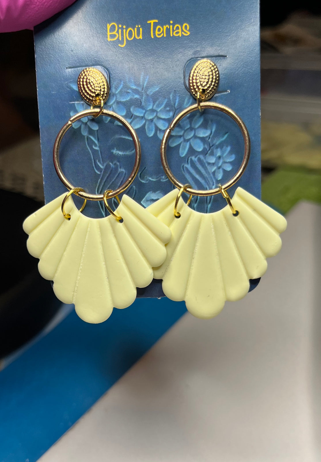 Pendiente Abanico Amarillo