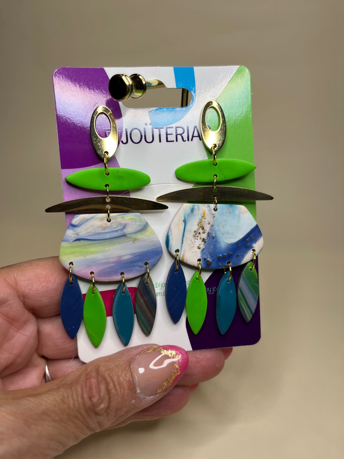 Pendiente Cascada Azul