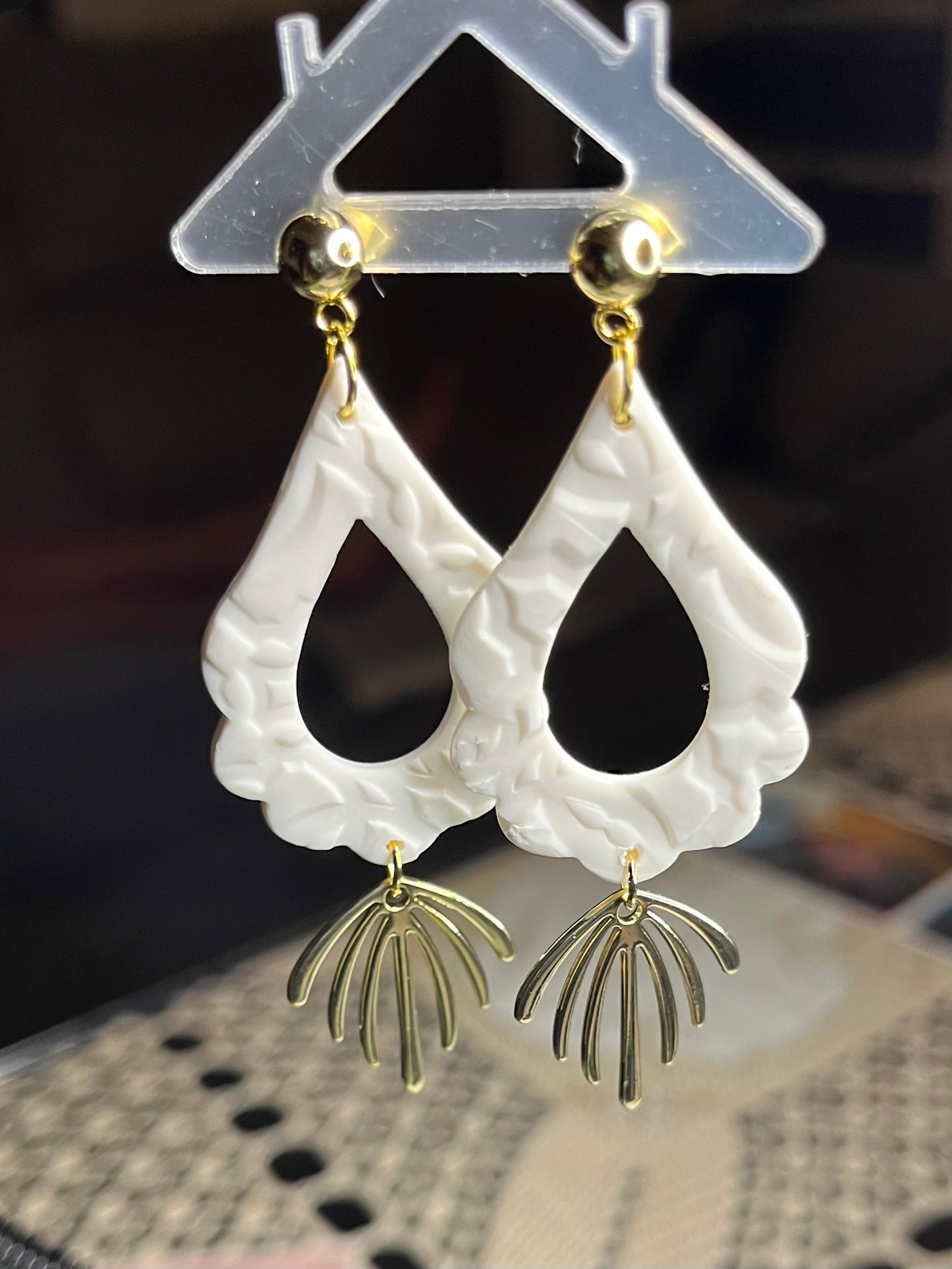 Pendiente Blanco Texturas