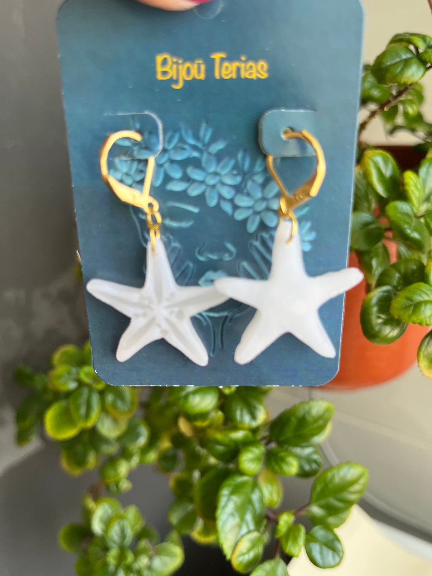 Pendiente Estrella Mar Blanco Translúcido