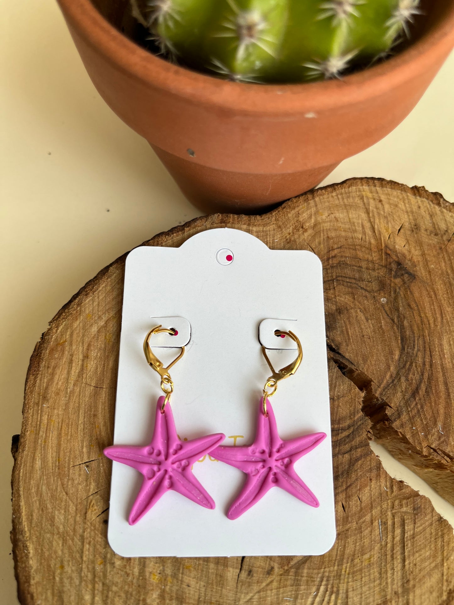 Pendiente Estrella Mar Fucsia