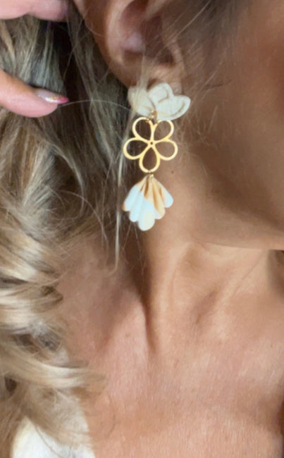 Pendiente Flor de Lis Colección Mármol Tierra