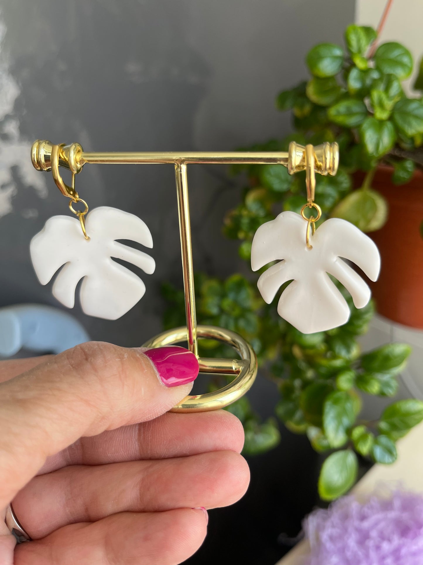 Pendientes Monstera Blanca