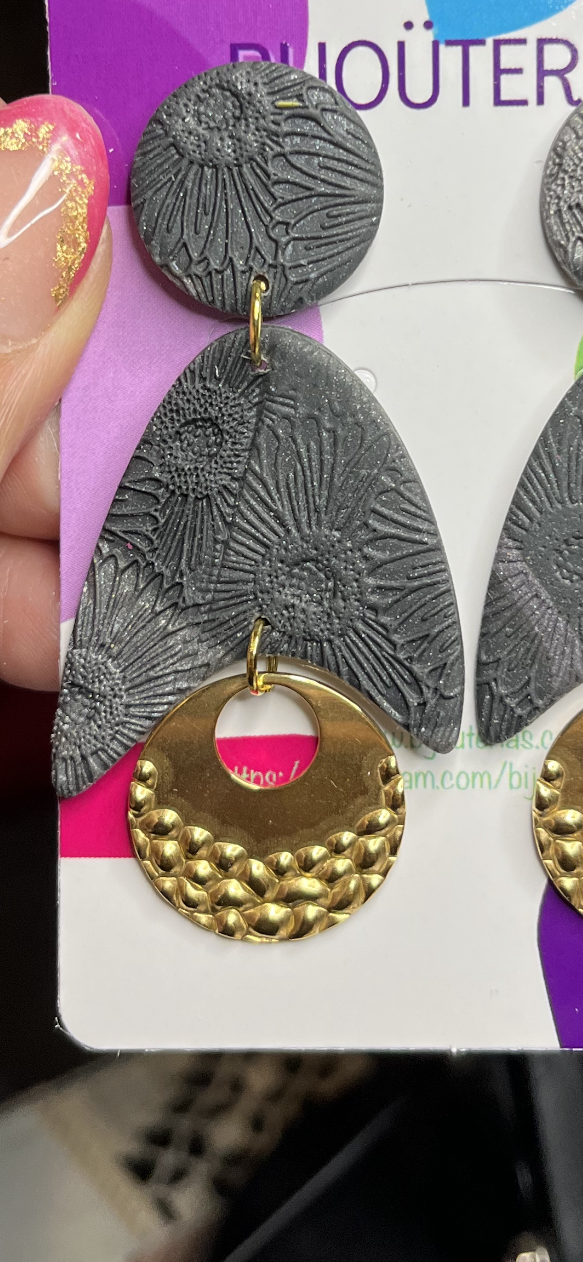 Pendiente Armonia Grisácea