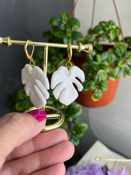 Pendientes Monstera Blanca