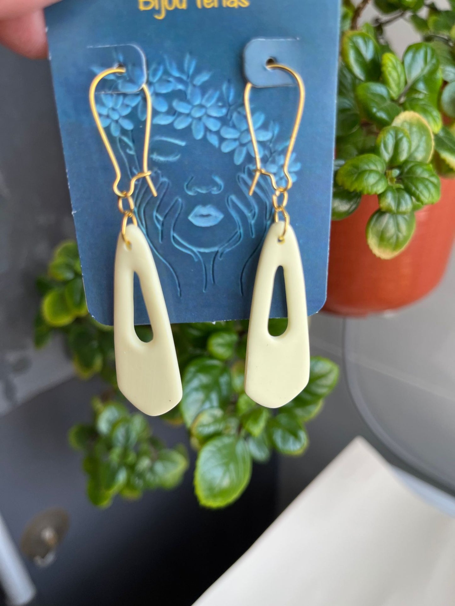 Pendientes Lisabel Amarillo